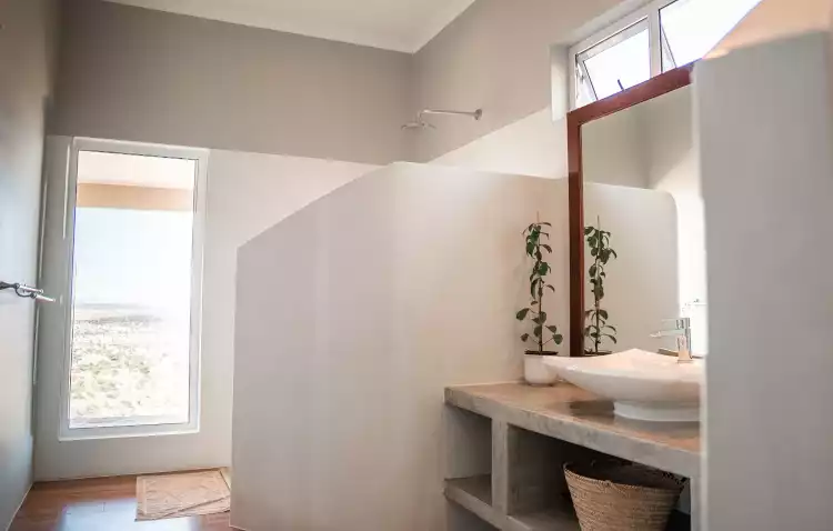 Chalet bathroom at Haris hunting lodge