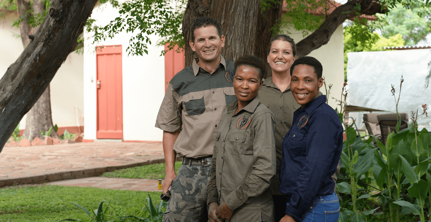 Marco and Alexandra Düvel with their team, hosts of Omambonde-Tal hunting farm